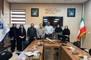 دیدار مسئولان شورای عالی بیمه وزارت بهداشت با اعضای مرکز تحقیقات منابع انسانی سلامت در شیراز